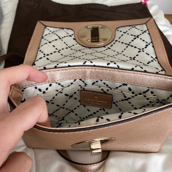 Rose Gold Kate Spade Crossbody Bag - Picture 3 of 4